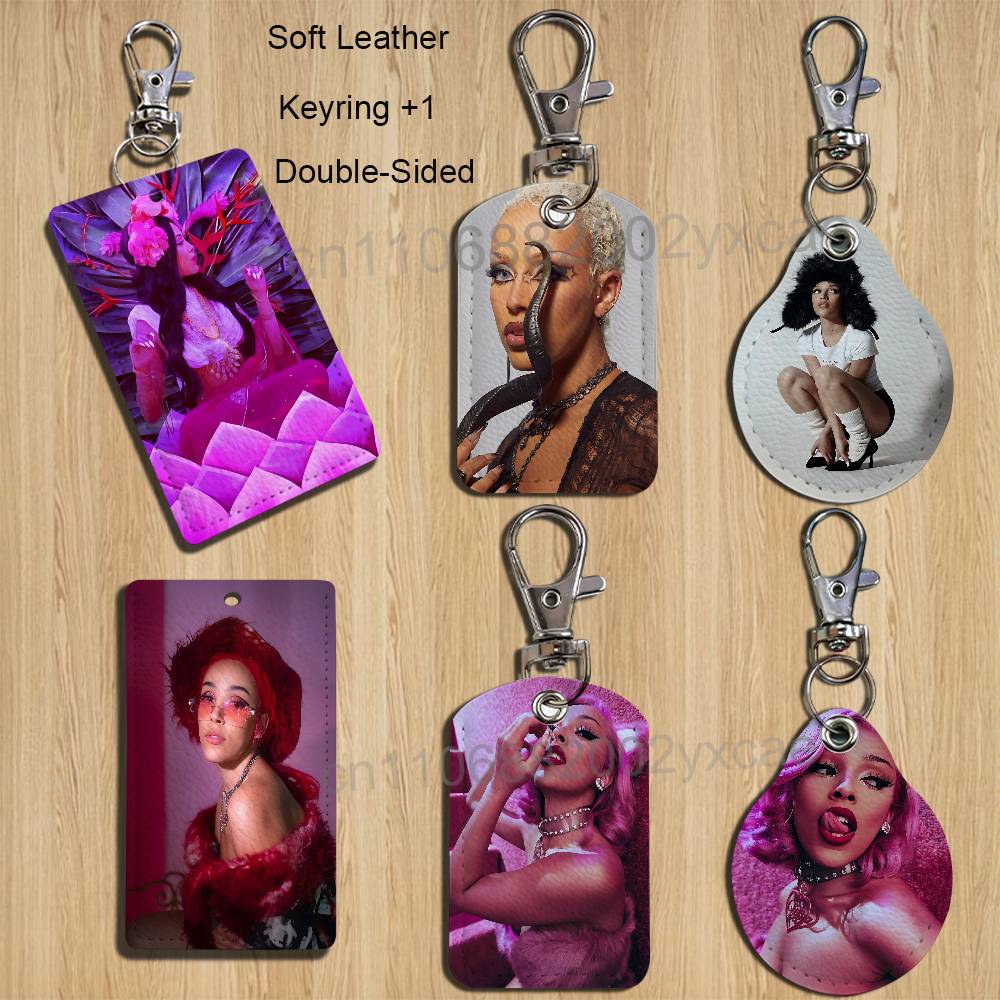 Leatherwork Keychain - ที่ใส่บัตรรูป Doja Cat สีแดงสุดเท่ สำหรับใส่บัตรธนาคาร บัตรทำงาน