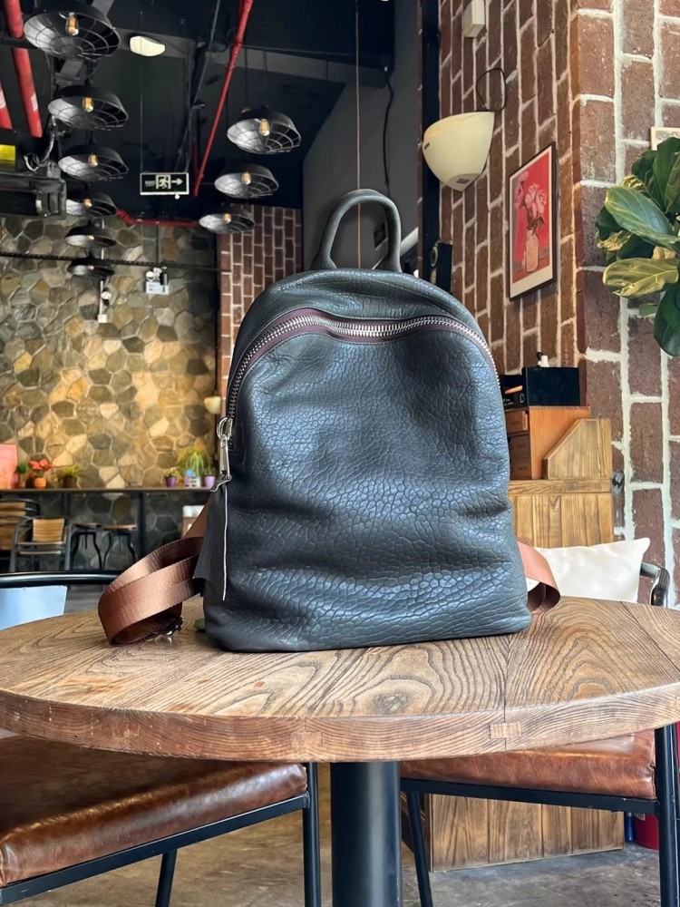 กระเป๋าเป้สะพายหลังหนังแกะธรรม - Leatherwork Bag บทวิจารณ์และราคา