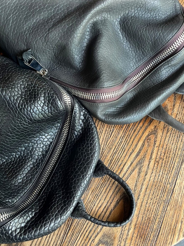 กระเป๋าเป้สะพายหลังหนังแกะธรรม - Leatherwork Bag บทวิจารณ์และราคา